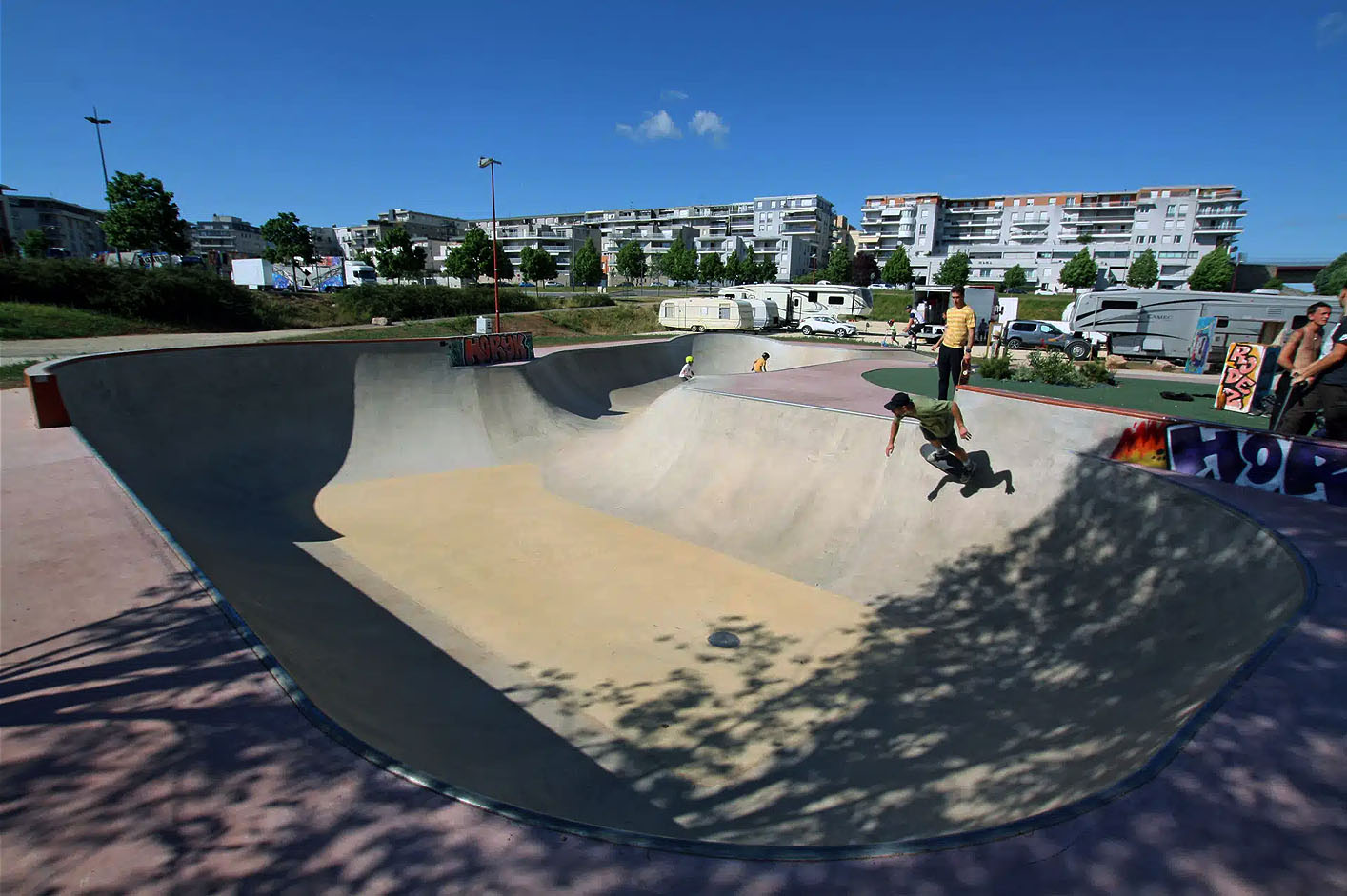 Val de Bourran Skatepark Rodez Skate Spot 4/5