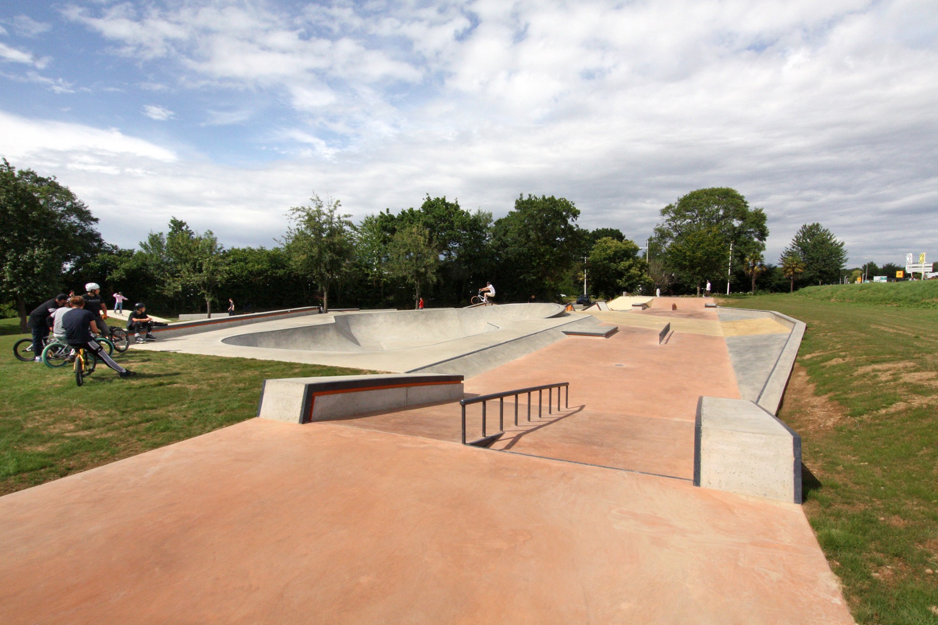 Espace Glisse Skatepark Saint Lô Skate Spot 4/5