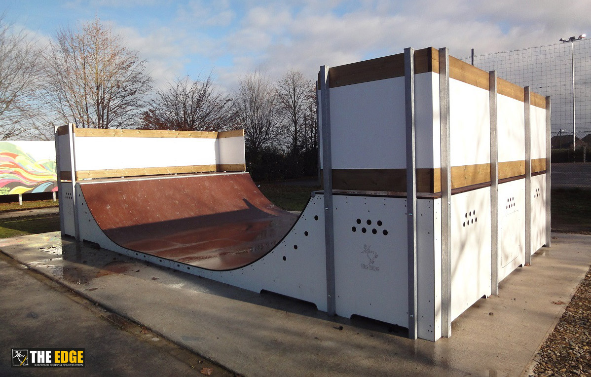 Stade Chevalier Skatepark Montgermont Skate Spot 3/5