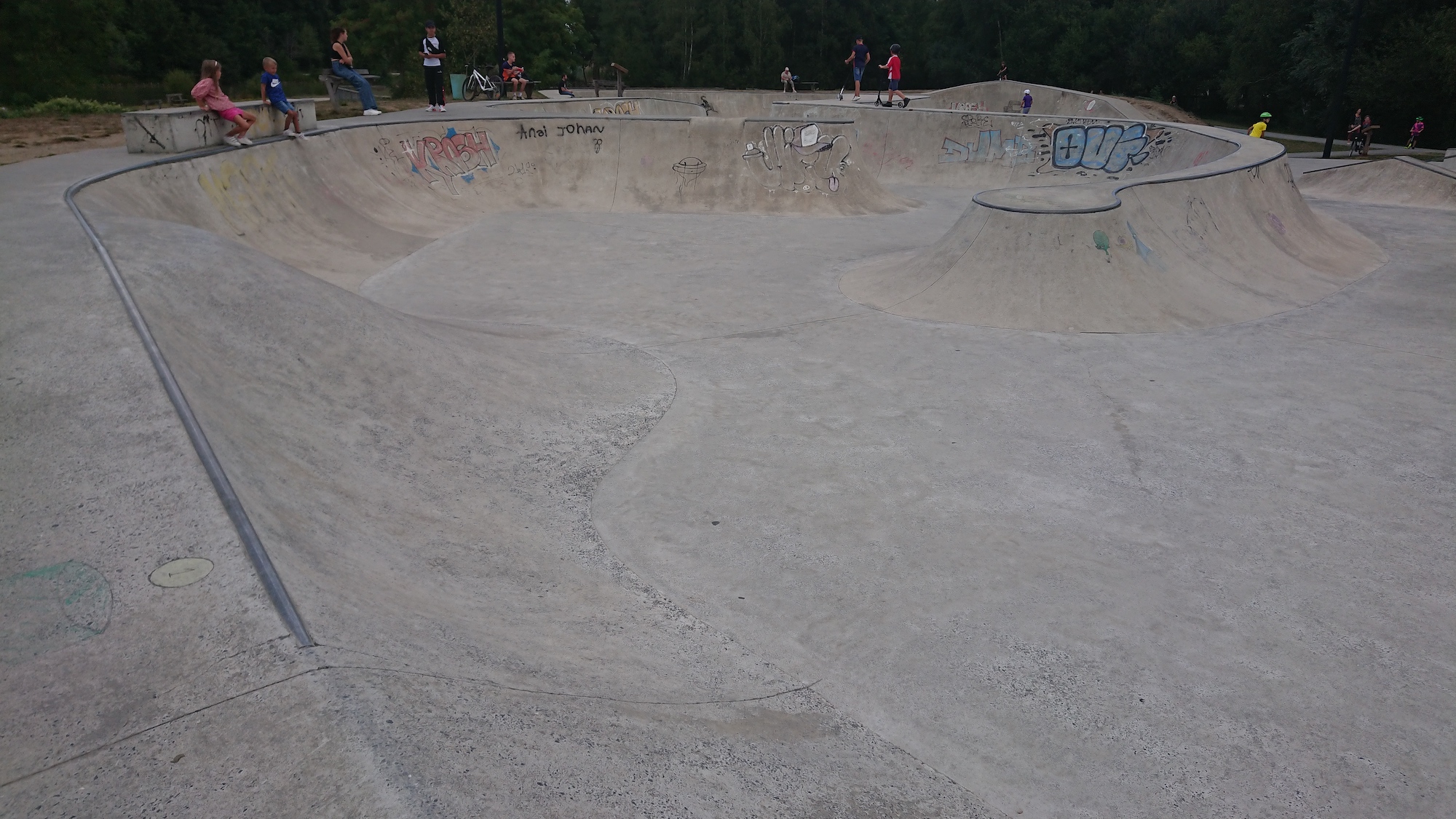 La Porte du Hainaut Bowl Raismes Skate Spot 4/5