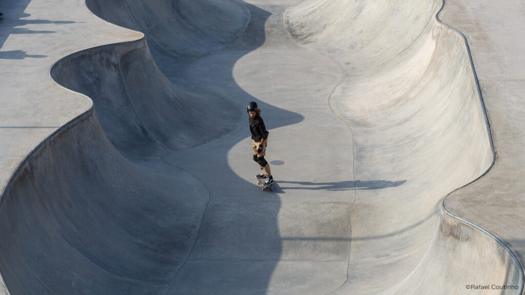 Marcombes out Bowl Clermont Ferrand Skate Spot 5/5