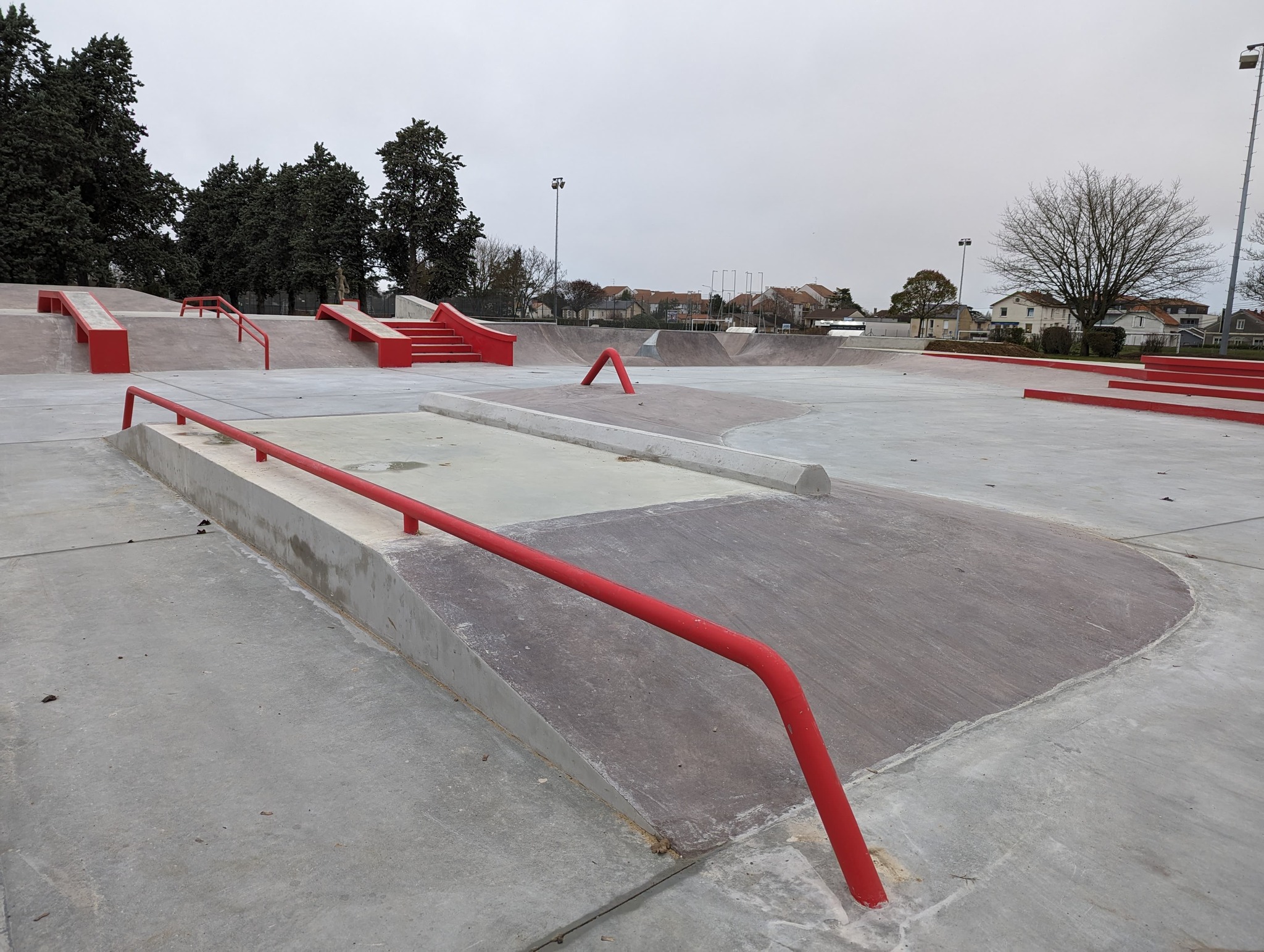 Rébeilleau Skatepark Poitiers Skate Spot 3/5