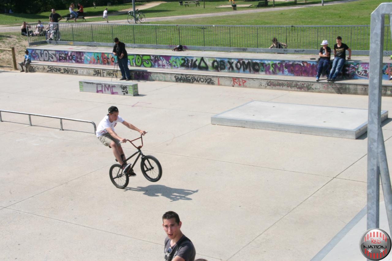 Lac des Closiers Skatepark Montargis Skate Spot 3/5