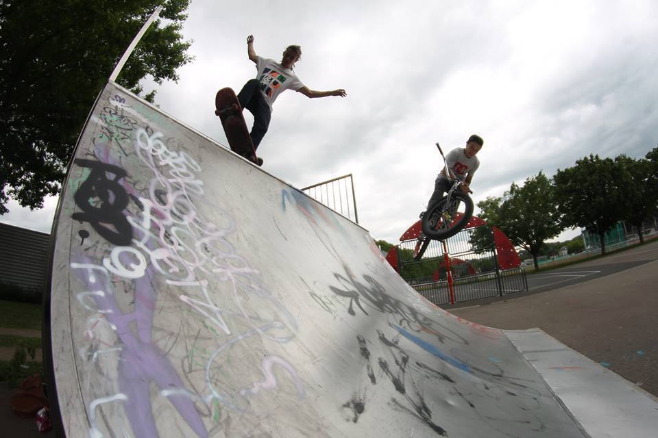 Stade Domenech Skatepark Brive la Gaillarde Skate Spot 2/5