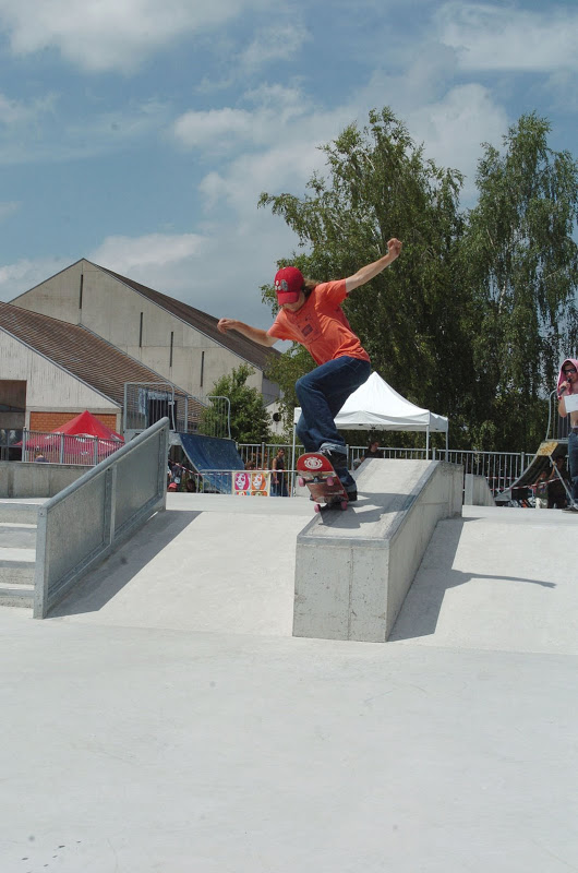 Espace Leo Lagrange Skatepark Wittenheim Skate Spot 2/5