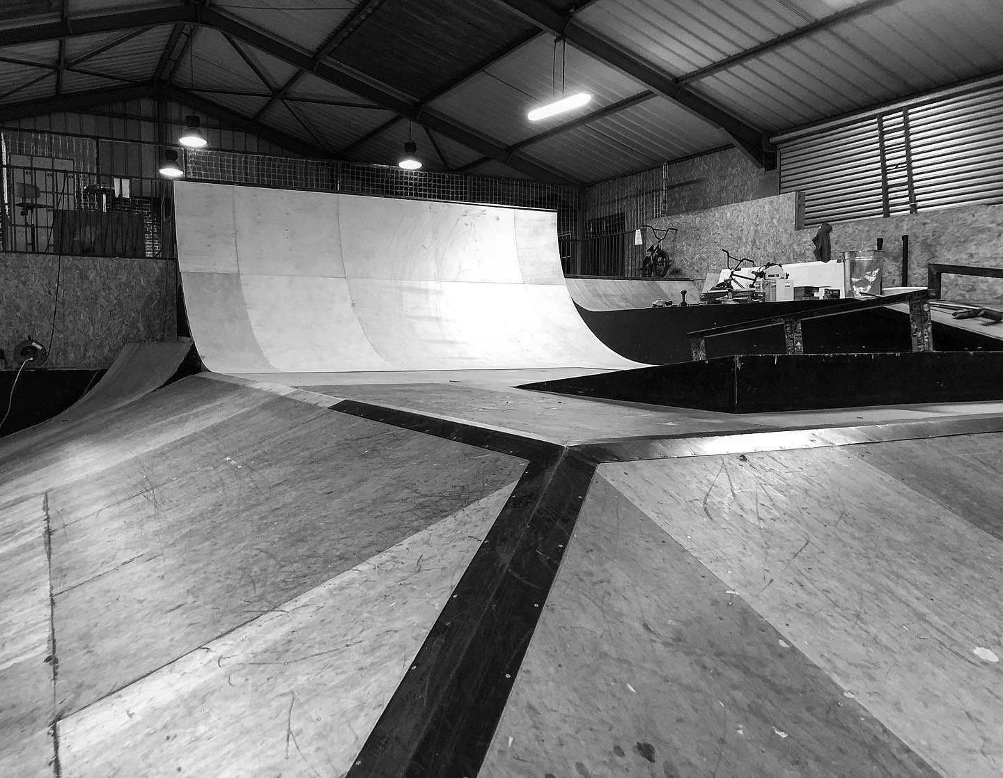 80100 Indoor Abbeville Skate Spot 4/5