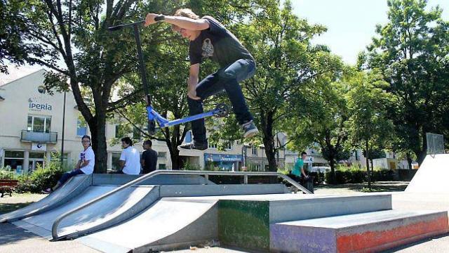 Scène Nationale 61 Skatepark Alençon Skate Spot 2/5