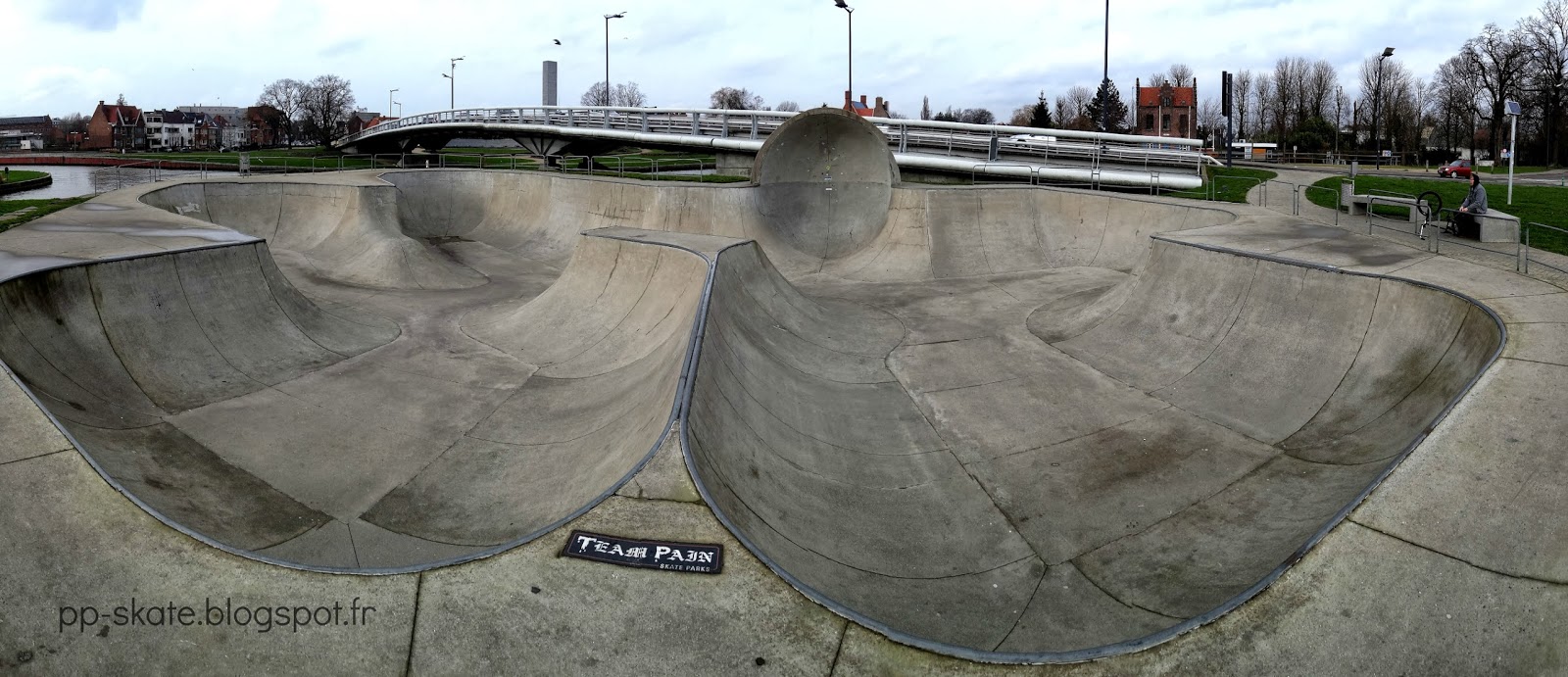 Albertpark Bowl Kortrijk Skate Spot 5/5
