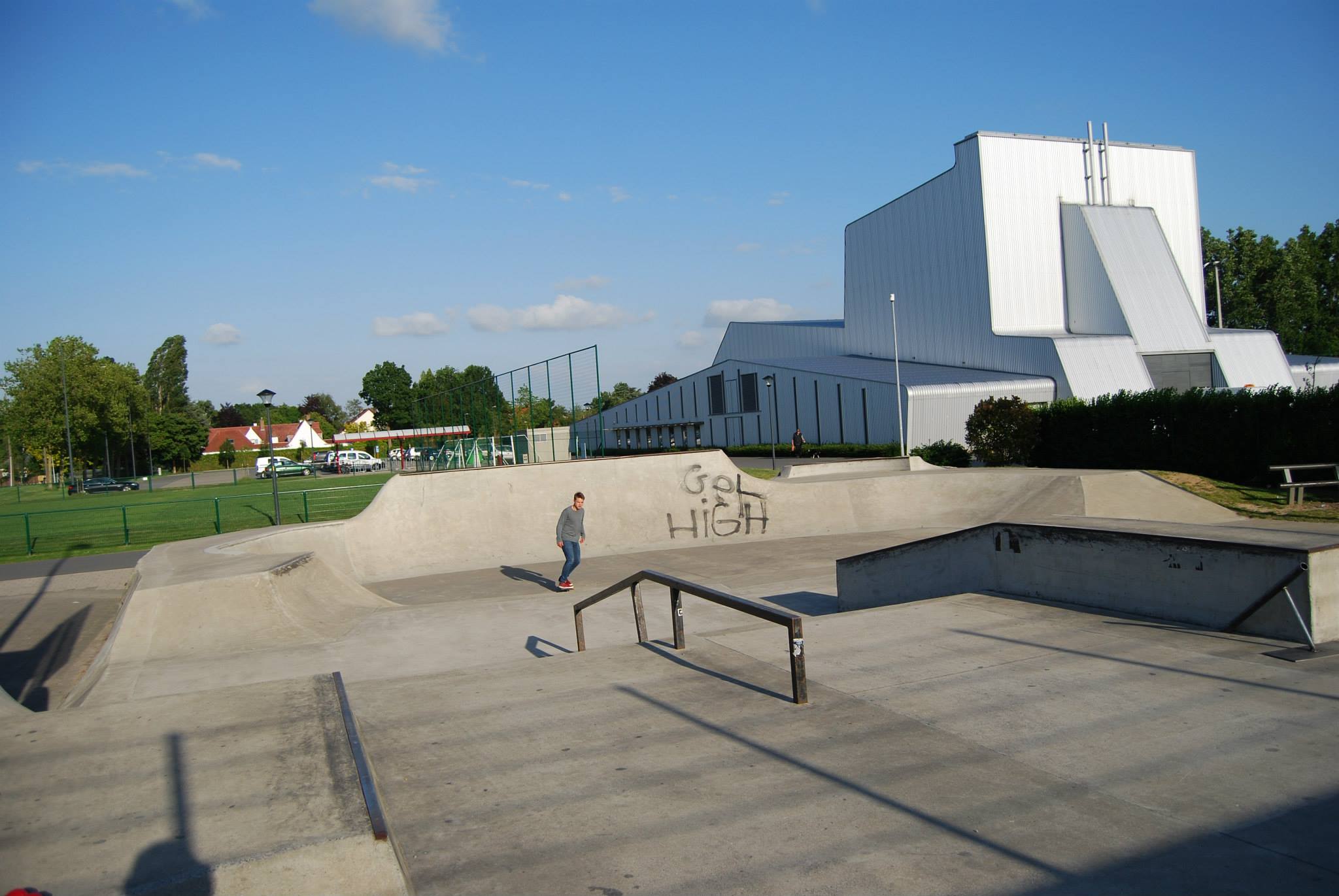 Izzepark Skatepark Izegem Skate Spot 4/5