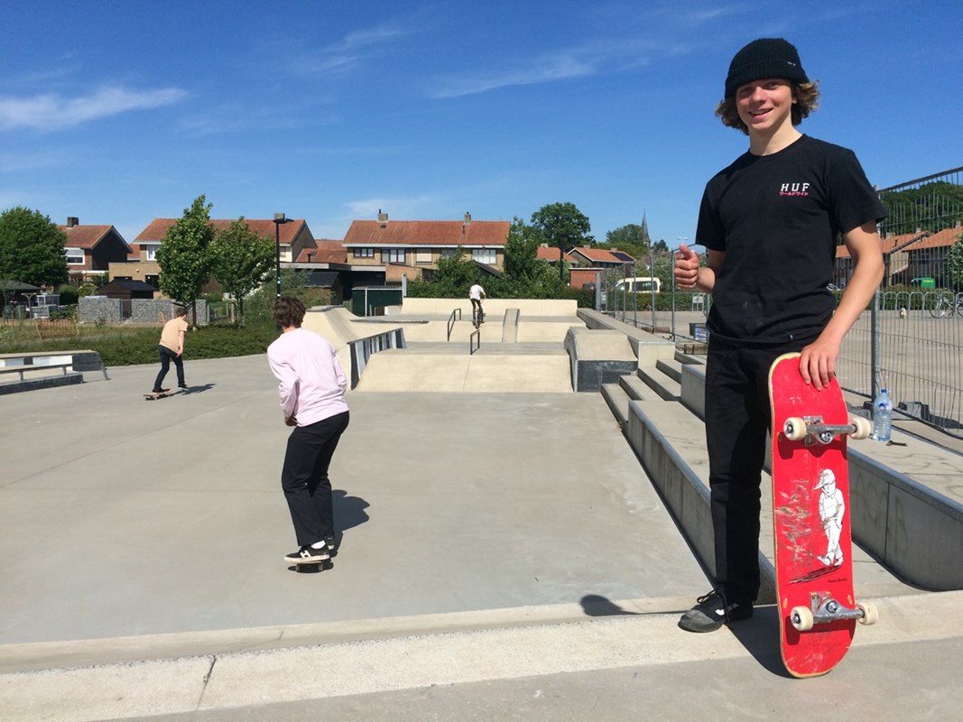 Zwevezele Skatepark Wingene Skate Spot 3/5