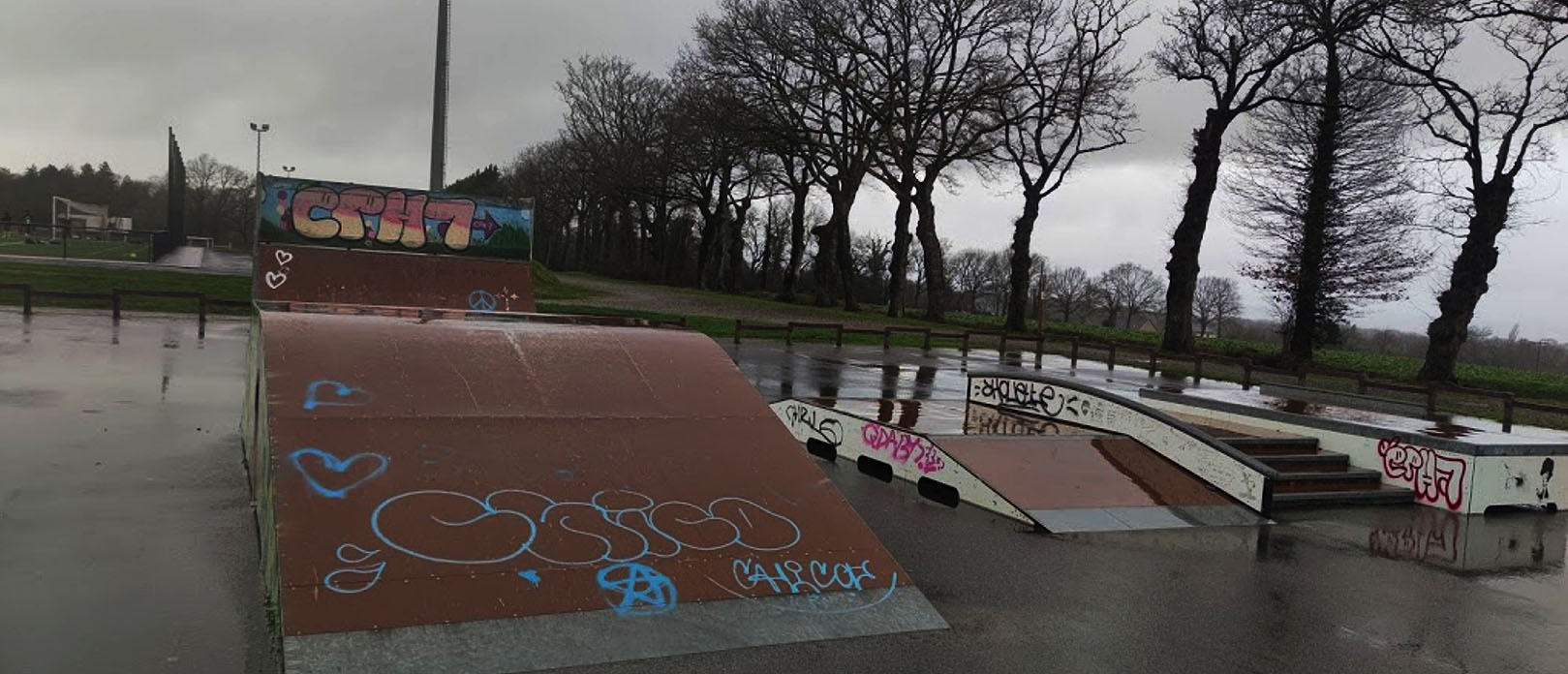Le Stade Skatepark Laillé Skate Spot 3/5