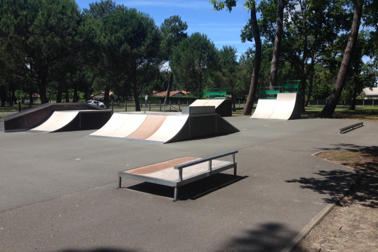 Claouey Skatepark Lège Cap Ferret Skate Spot 2/5