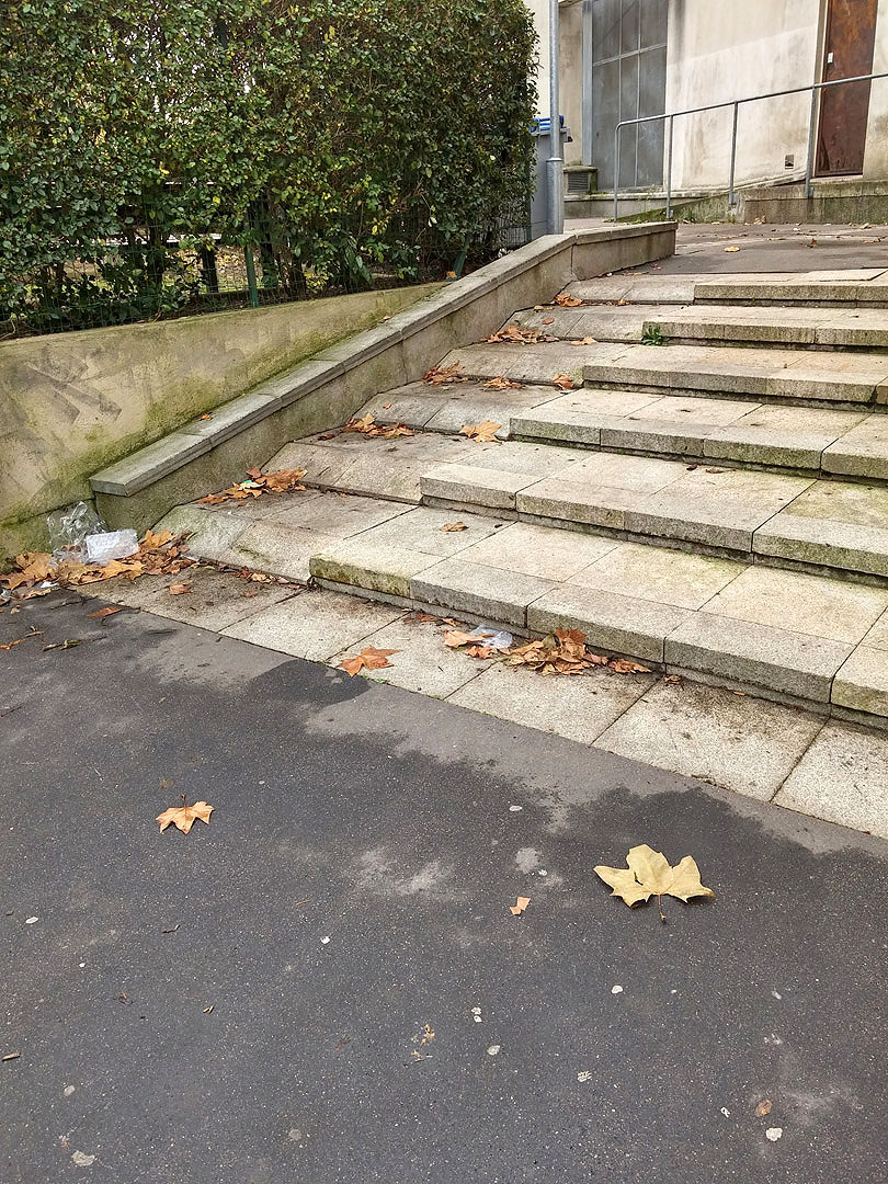 Meeus Spot Street Nantes Skate Spot 2/5
