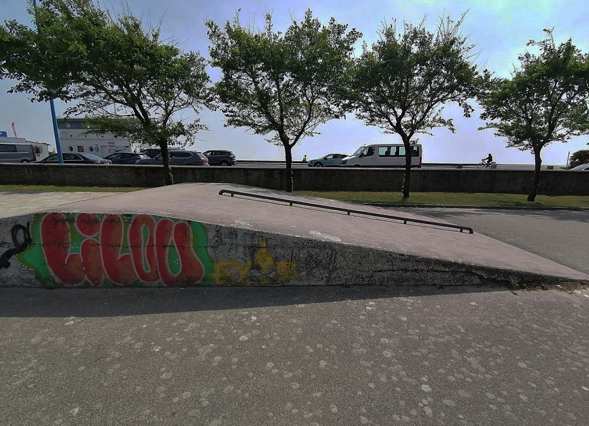 La Plage Mini Damgan Skate Spot 2/5