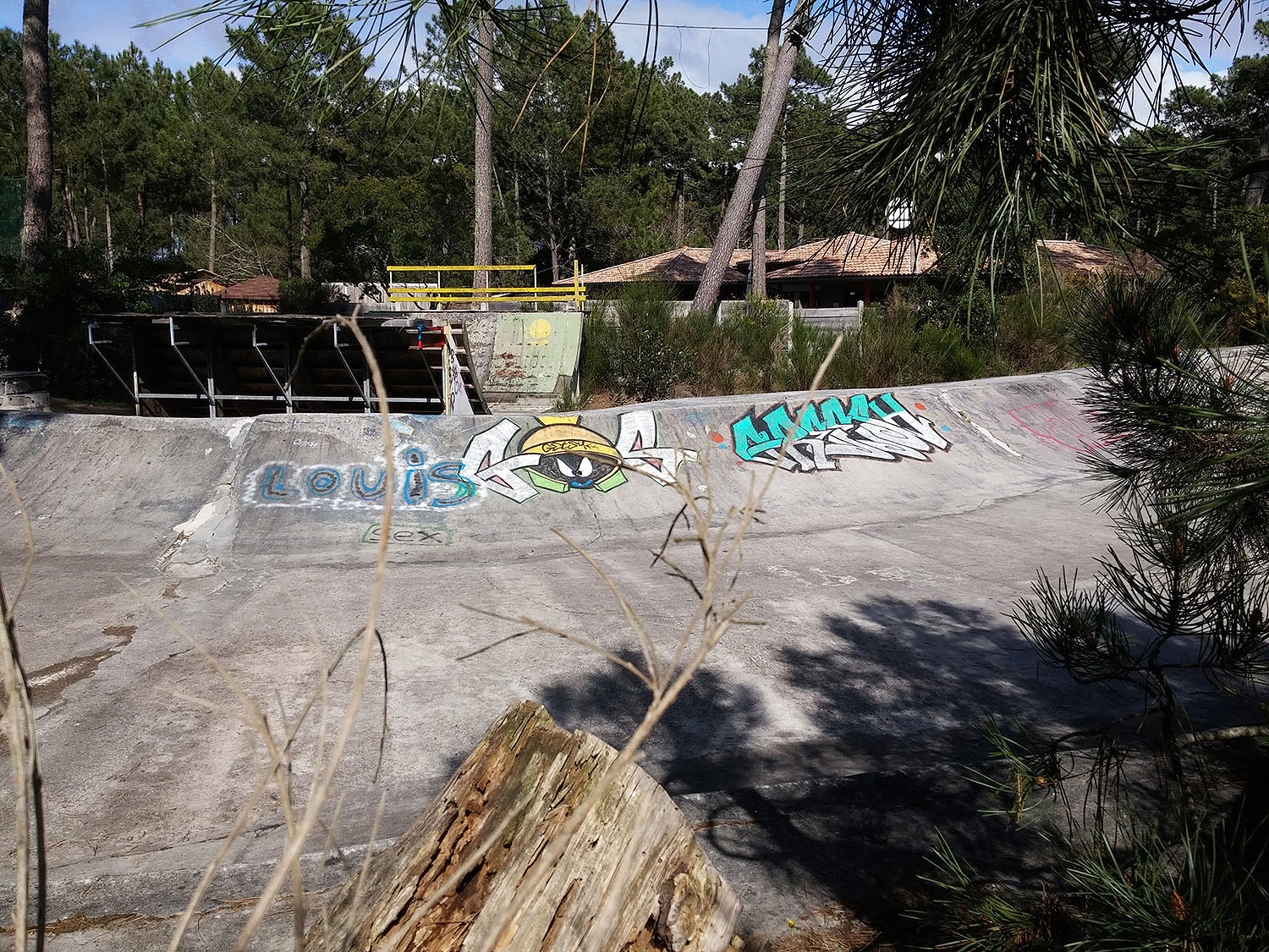 Matoucat Bowl Lège Cap Ferret Skate Spot 3/5