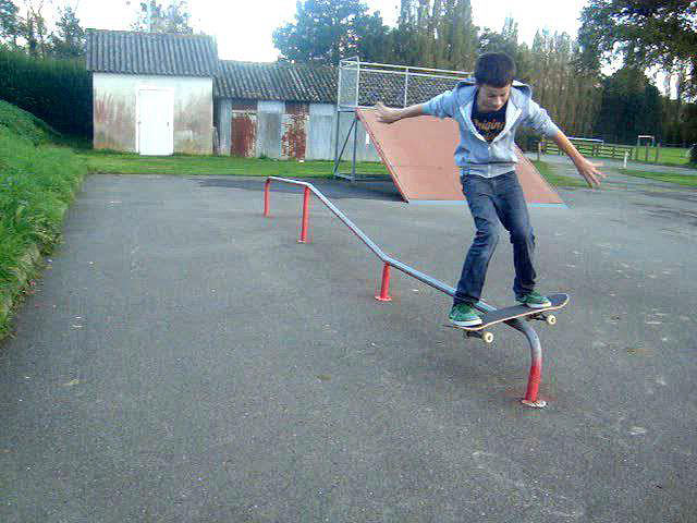 Stade Bottier Skatepark Châteaubourg Skate Spot 2/5