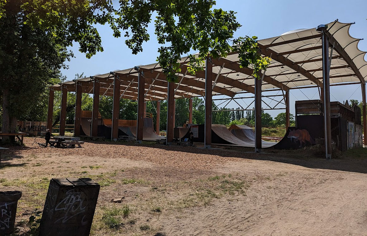 Mellowpark Rudis Reste Rampe Indoor Berlin Skate Spot 4/5