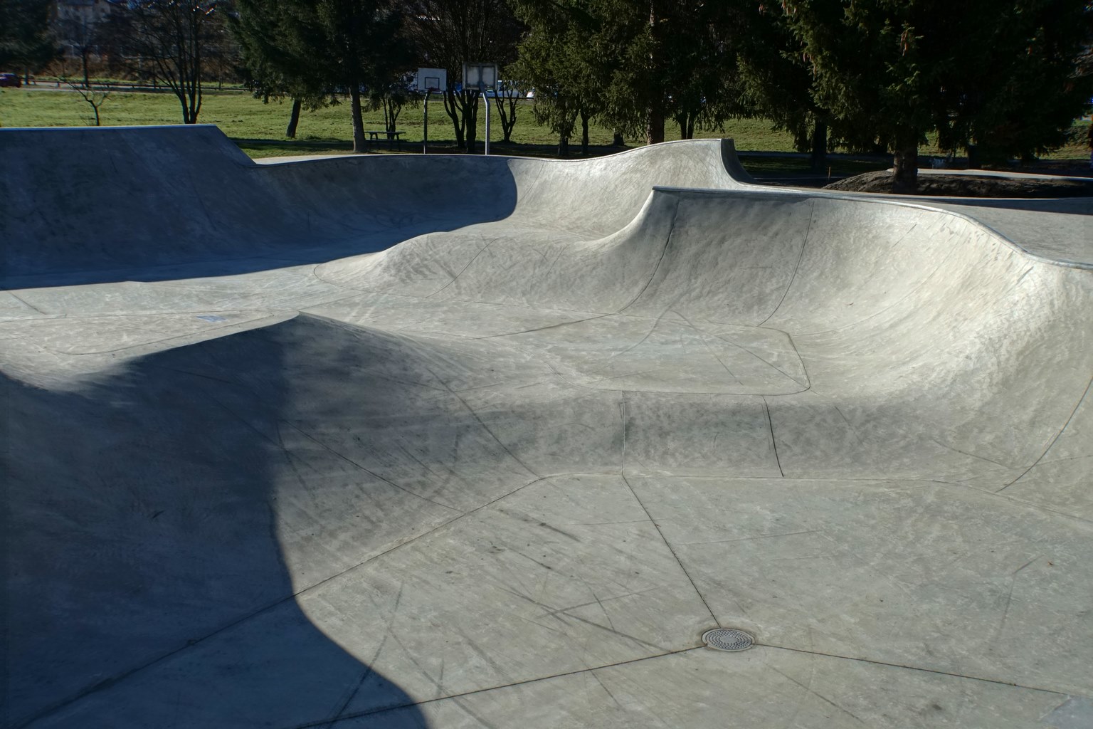 La Gare Skatepark Bourg Saint Maurice Skate Spot 4/5