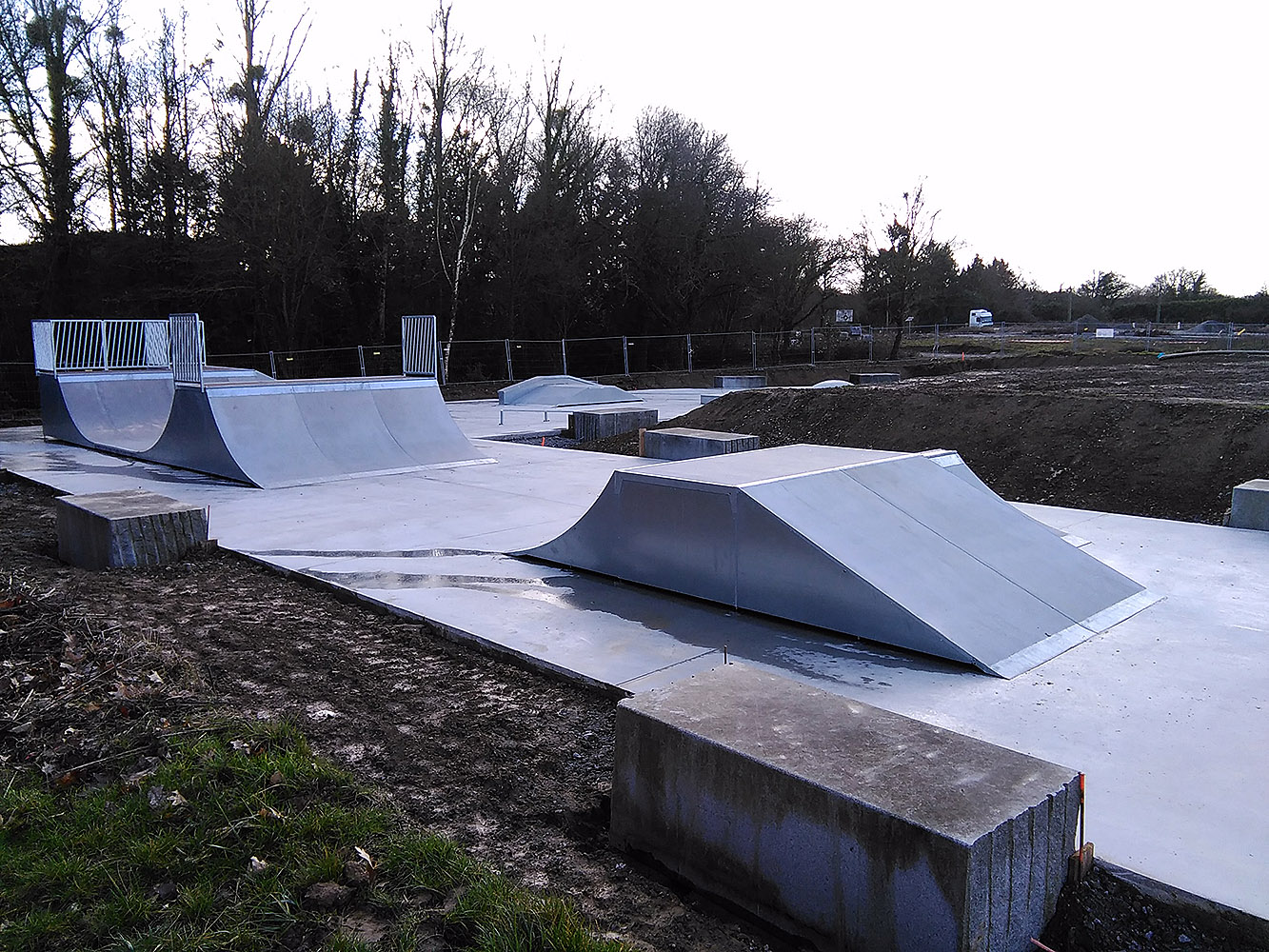Plan d' Eau Skatepark Chantepie Skate Spot 3/5