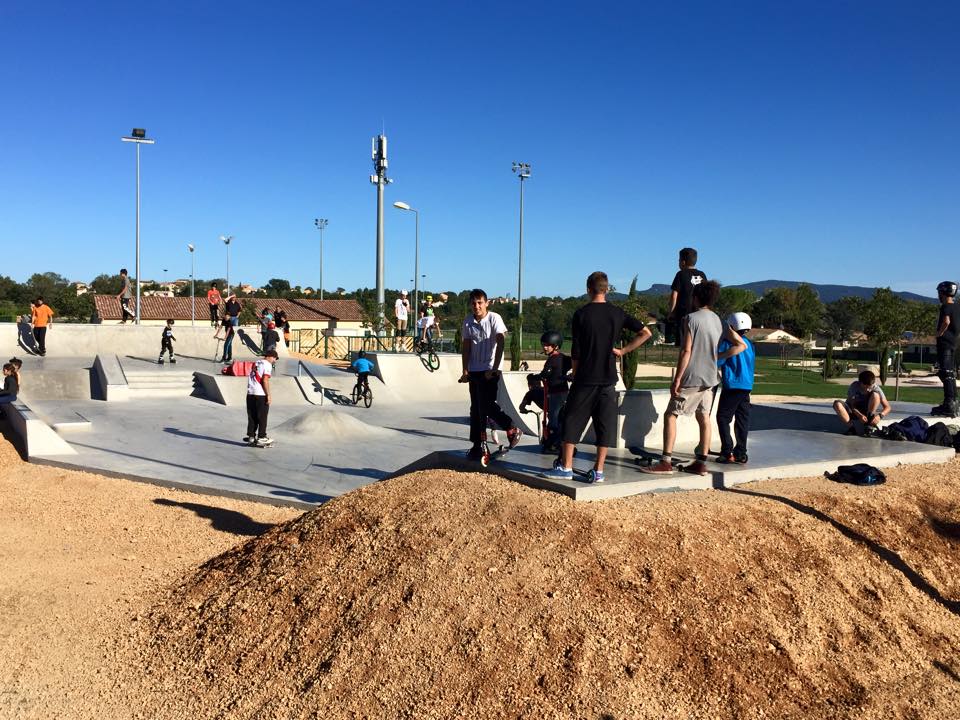 École de musique Skatepark Rousson Skate Spot 3/5