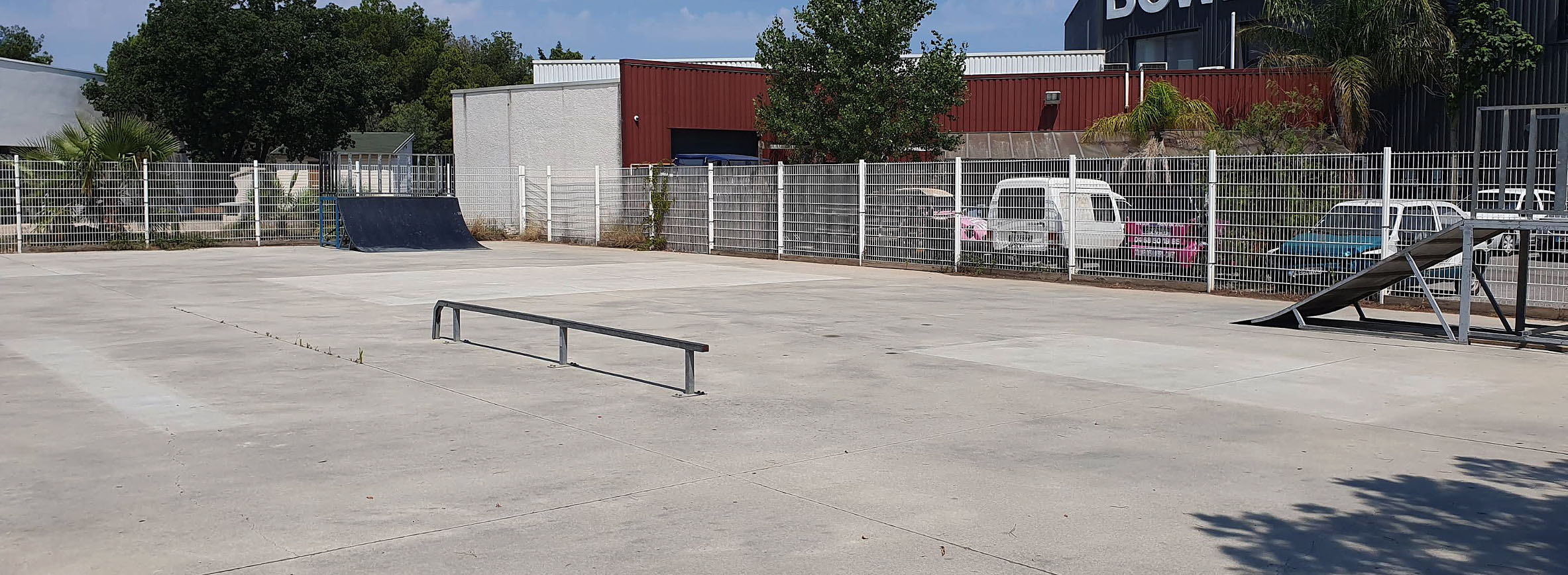 Bowling Skatepark Canet en Roussillon Skate Spot 1/5