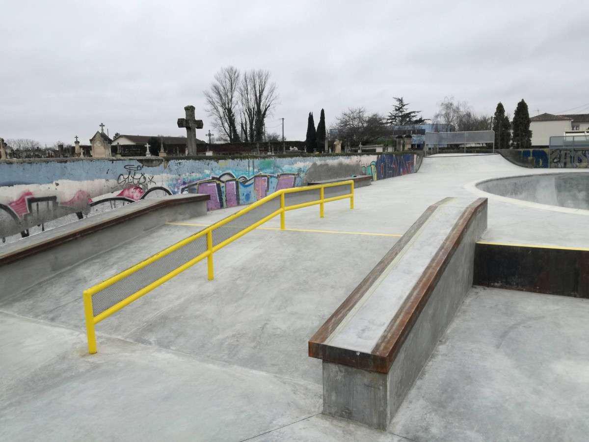 Le Cimetière Skatepark Libourne Skate Spot 4/5