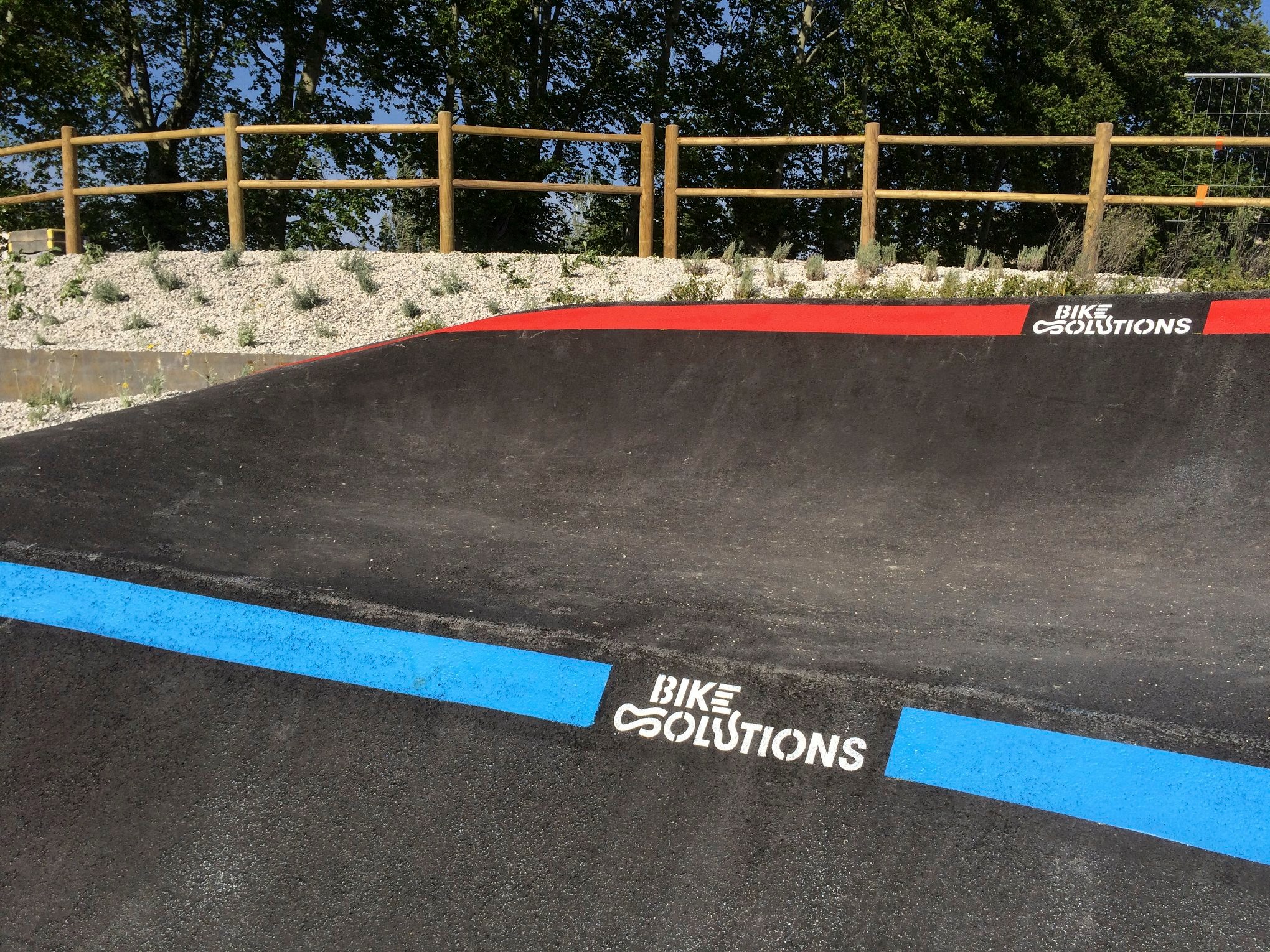 Plaine des Sports Pumptrack Avignon Skate Spot 2/5
