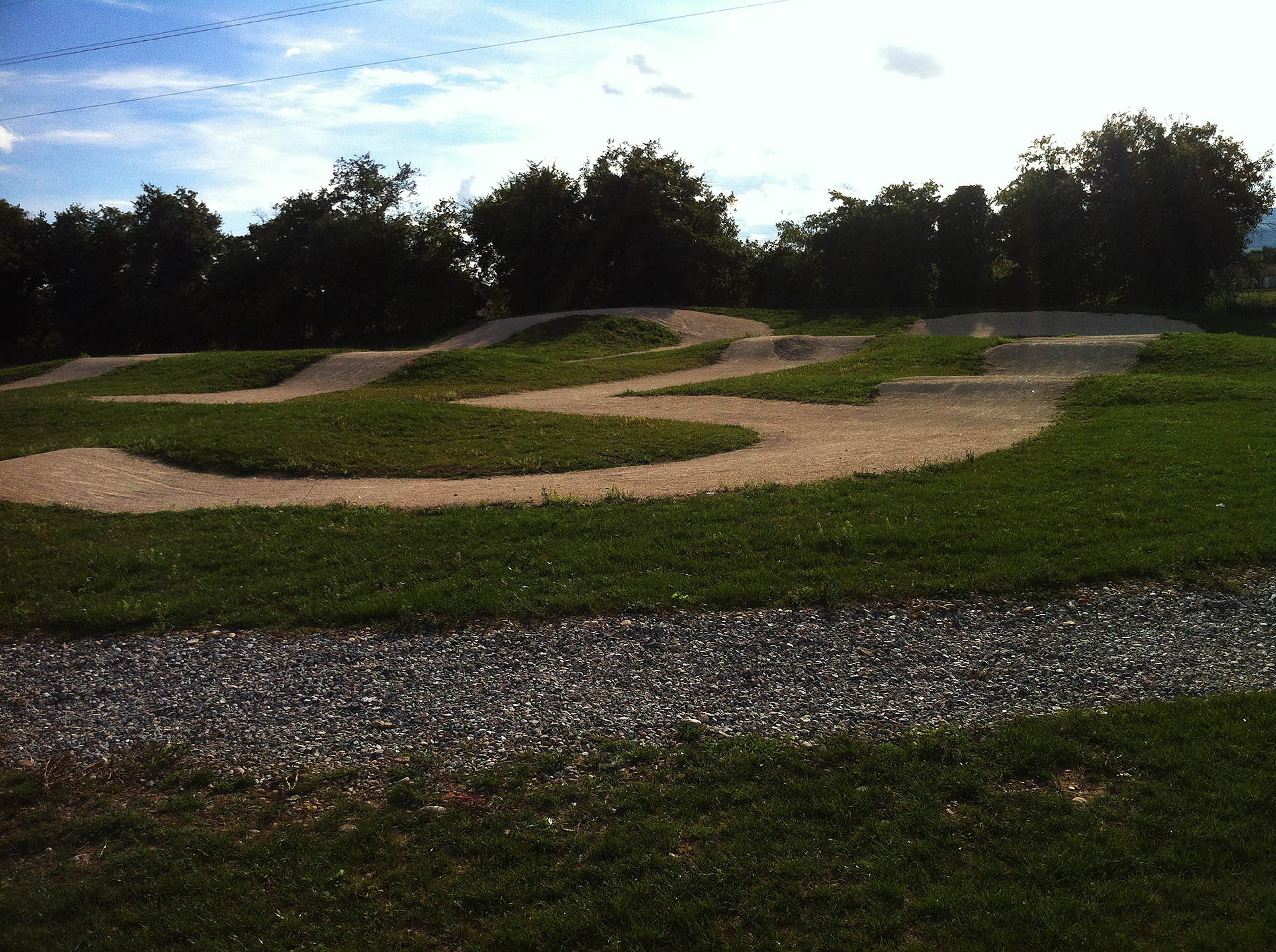 Le Stade Skatepark Beaumont Monteux Skate Spot 2/5