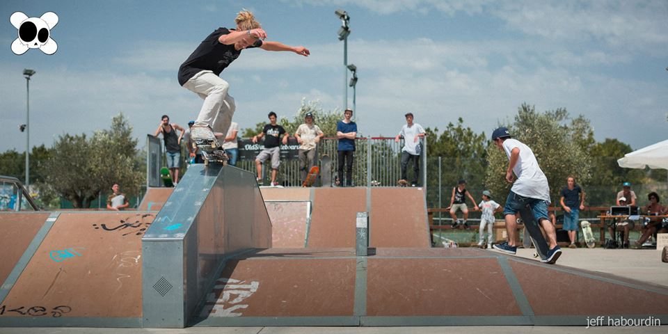 Tennis Club Skatepark Villedieu Skate Spot 3/5