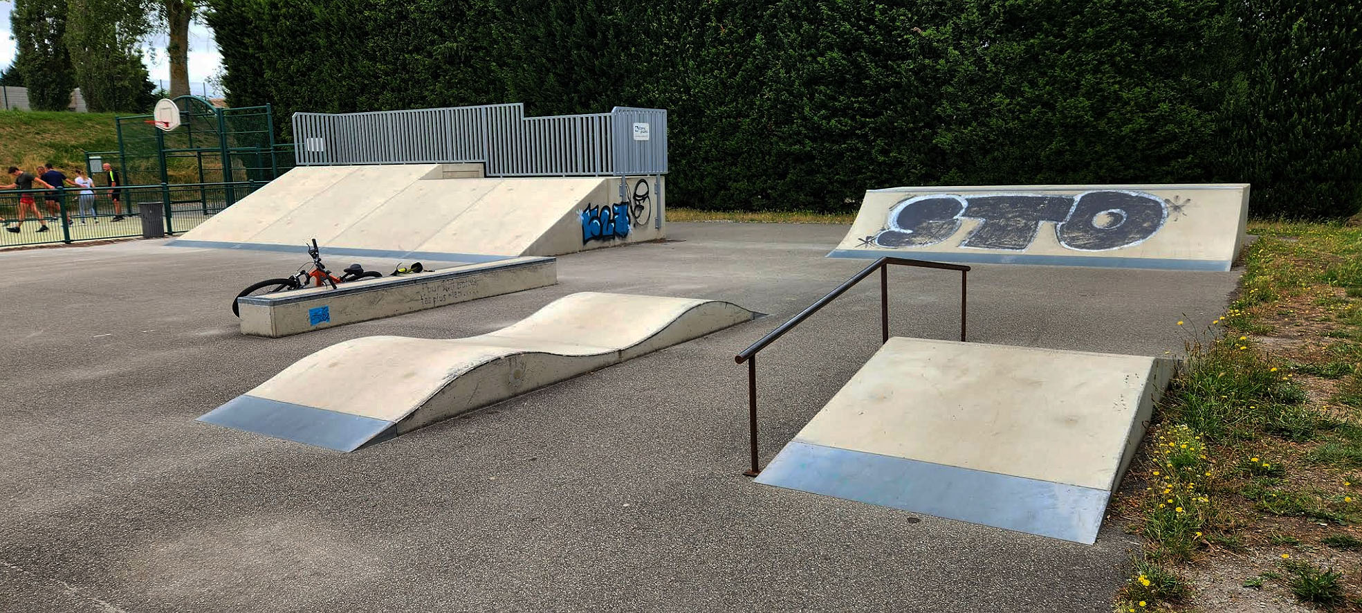 La Giraille Skatepark Castelnaudary Skate Spot 3/5