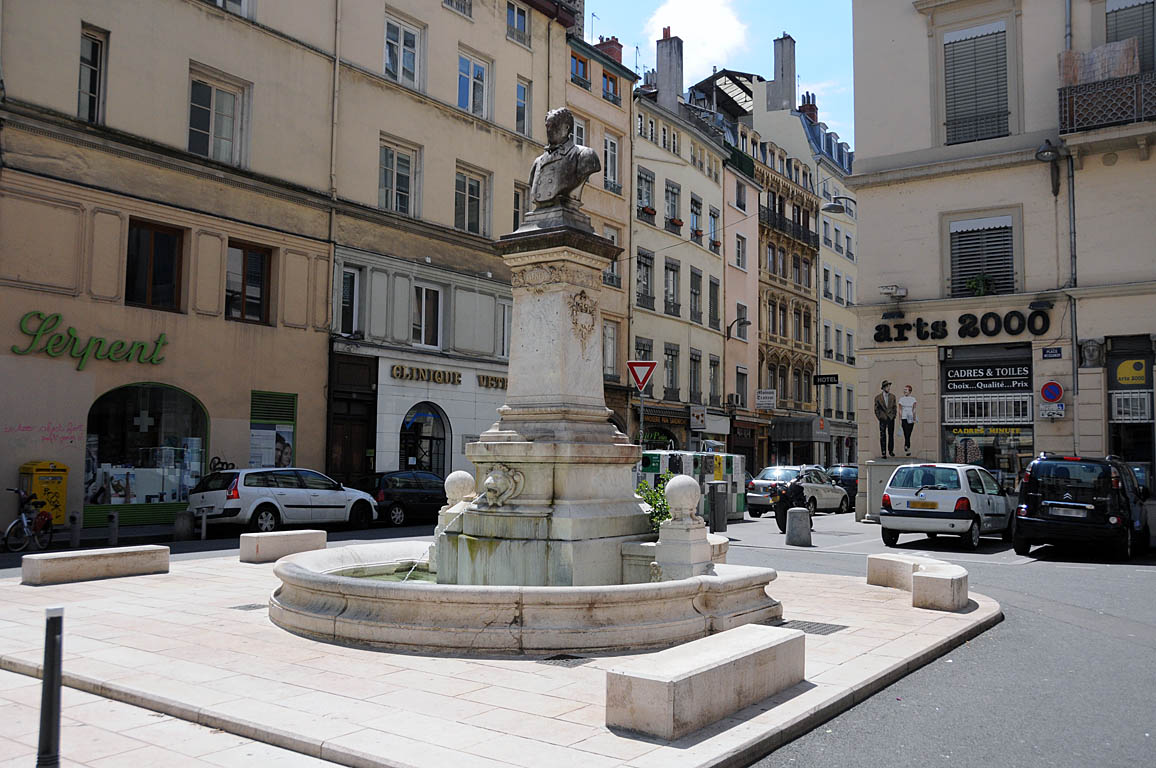 Place Meissonier Spot Street Lyon Skate Spot 3/5
