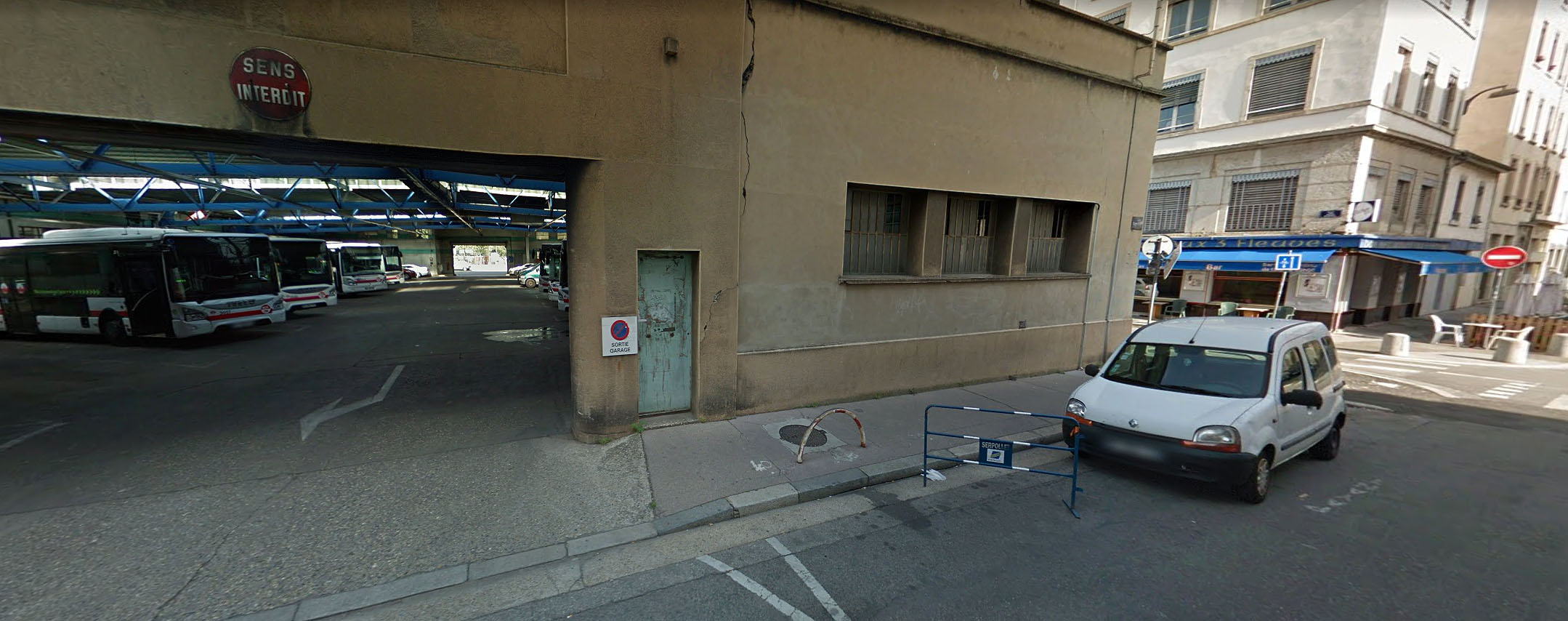 Tcl Perrache Spot Street Lyon Skate Spot 2/5