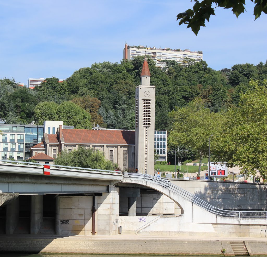 Pont Clemenceau Spot Street Lyon Skate Spot 1/5