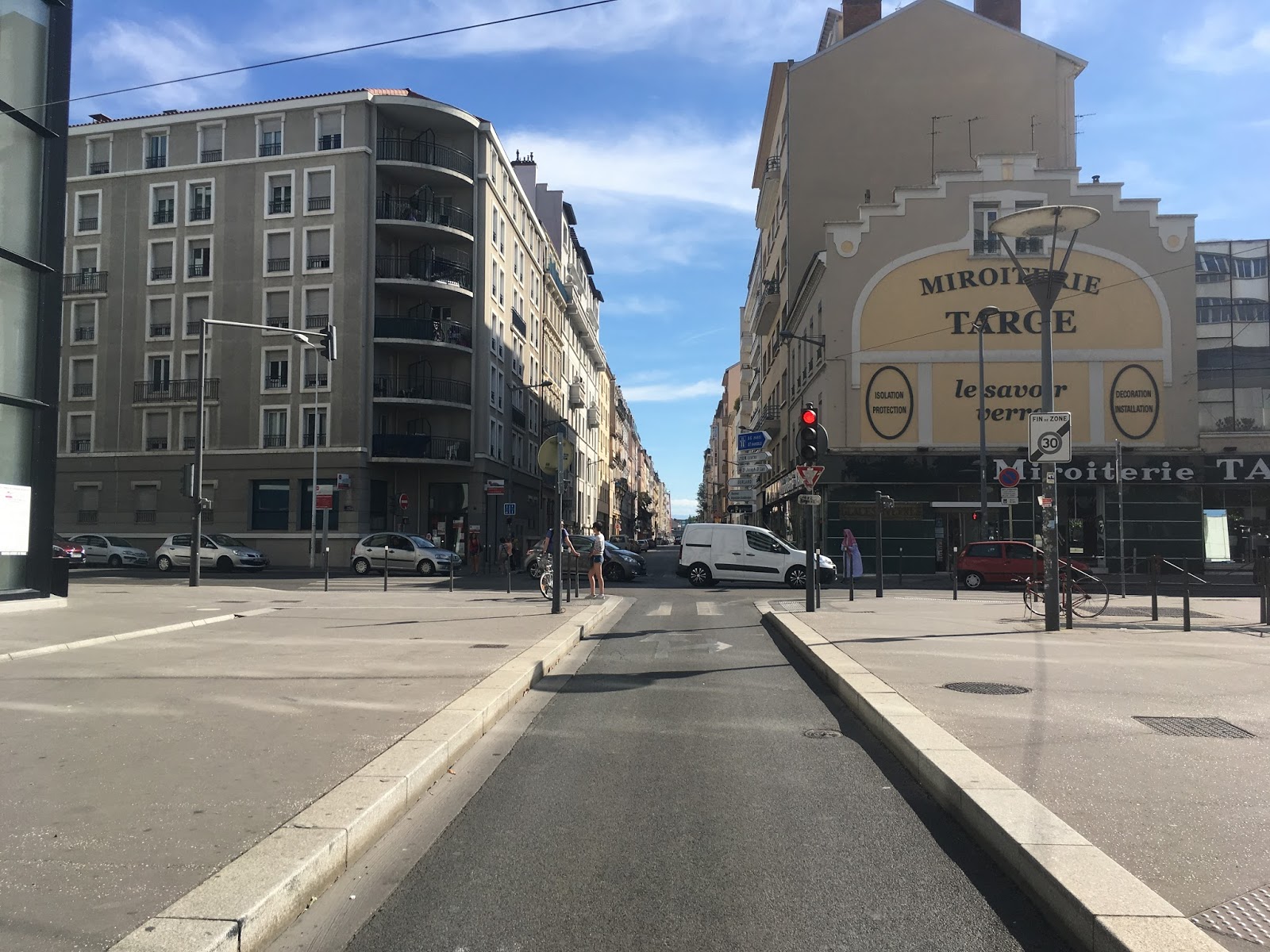 Université Street Spot Street Lyon Skate Spot 2/5
