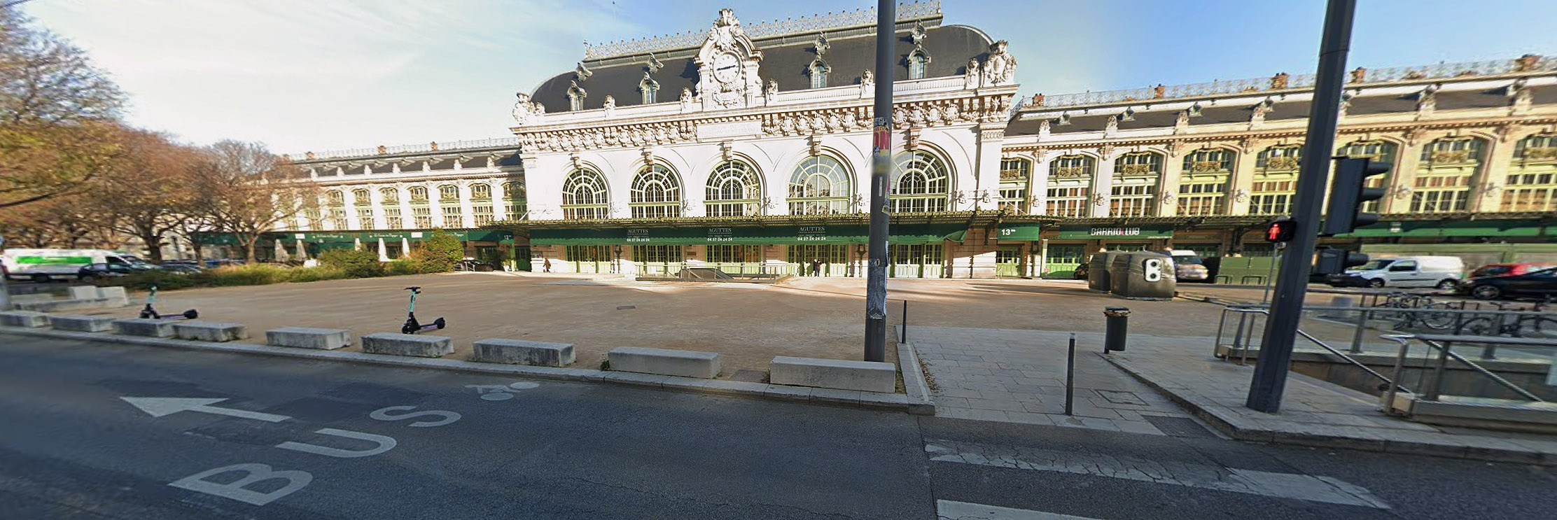 Metro Brotteaux Spot Street Lyon Skate Spot 1/5