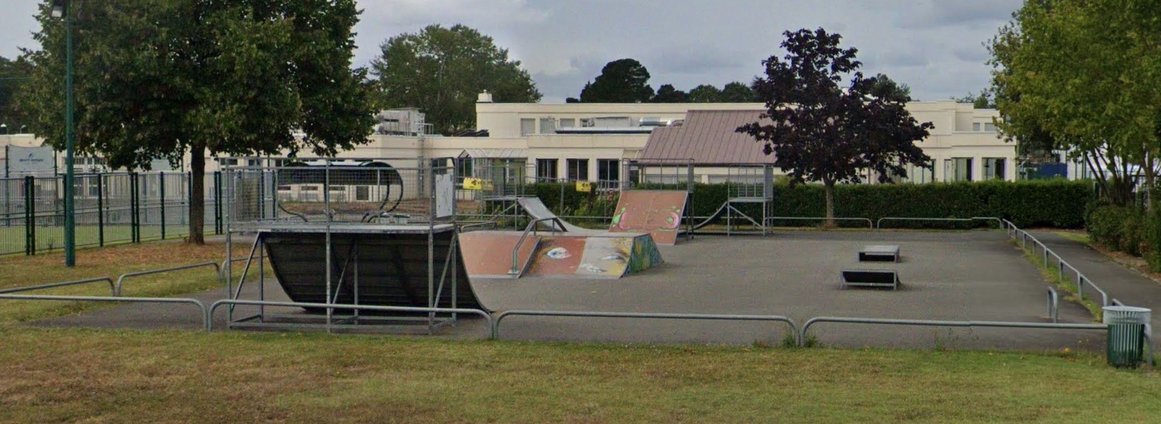 Paul Bouin Skatepark Basse Goulaine Skate Spot 2/5