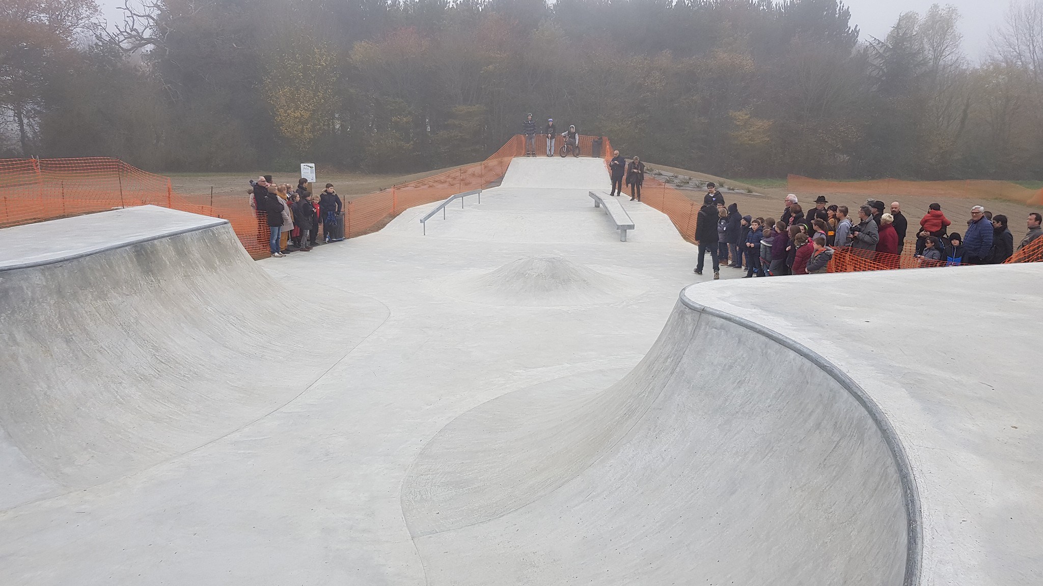Couzé'o Bowl Beaucouzé Skate Spot 3/5
