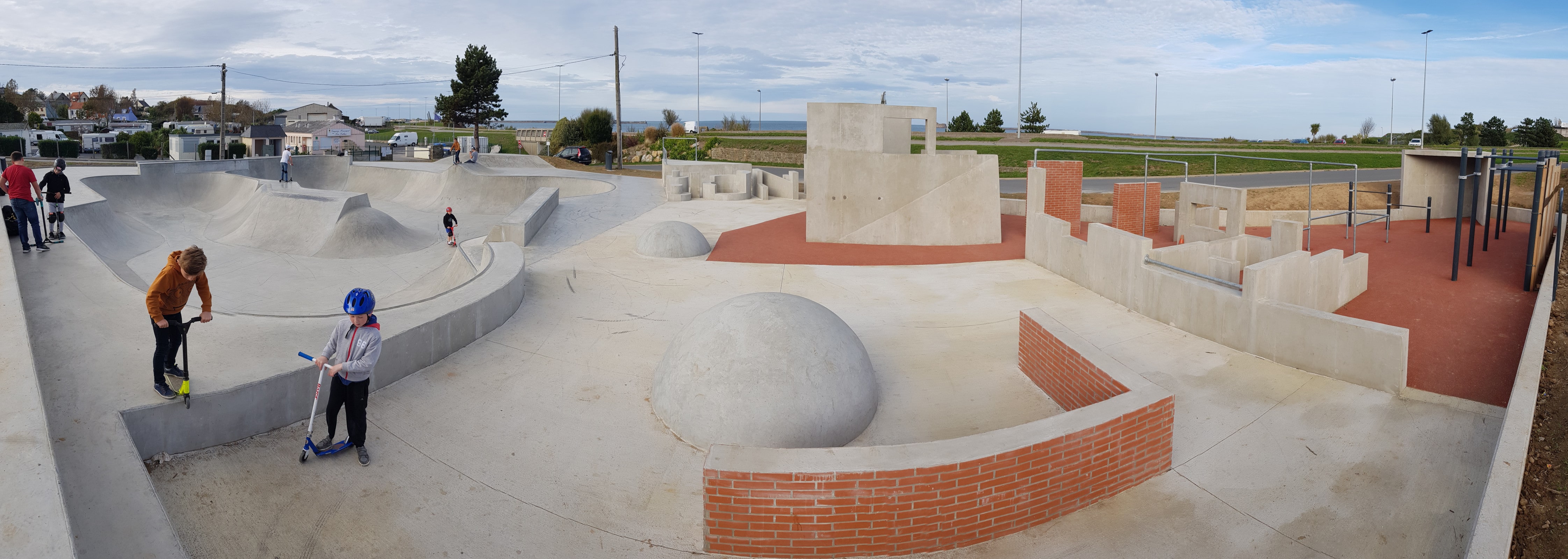 Le Spot Bowl Cherbourg en Cotentin Skate Spot 4/5