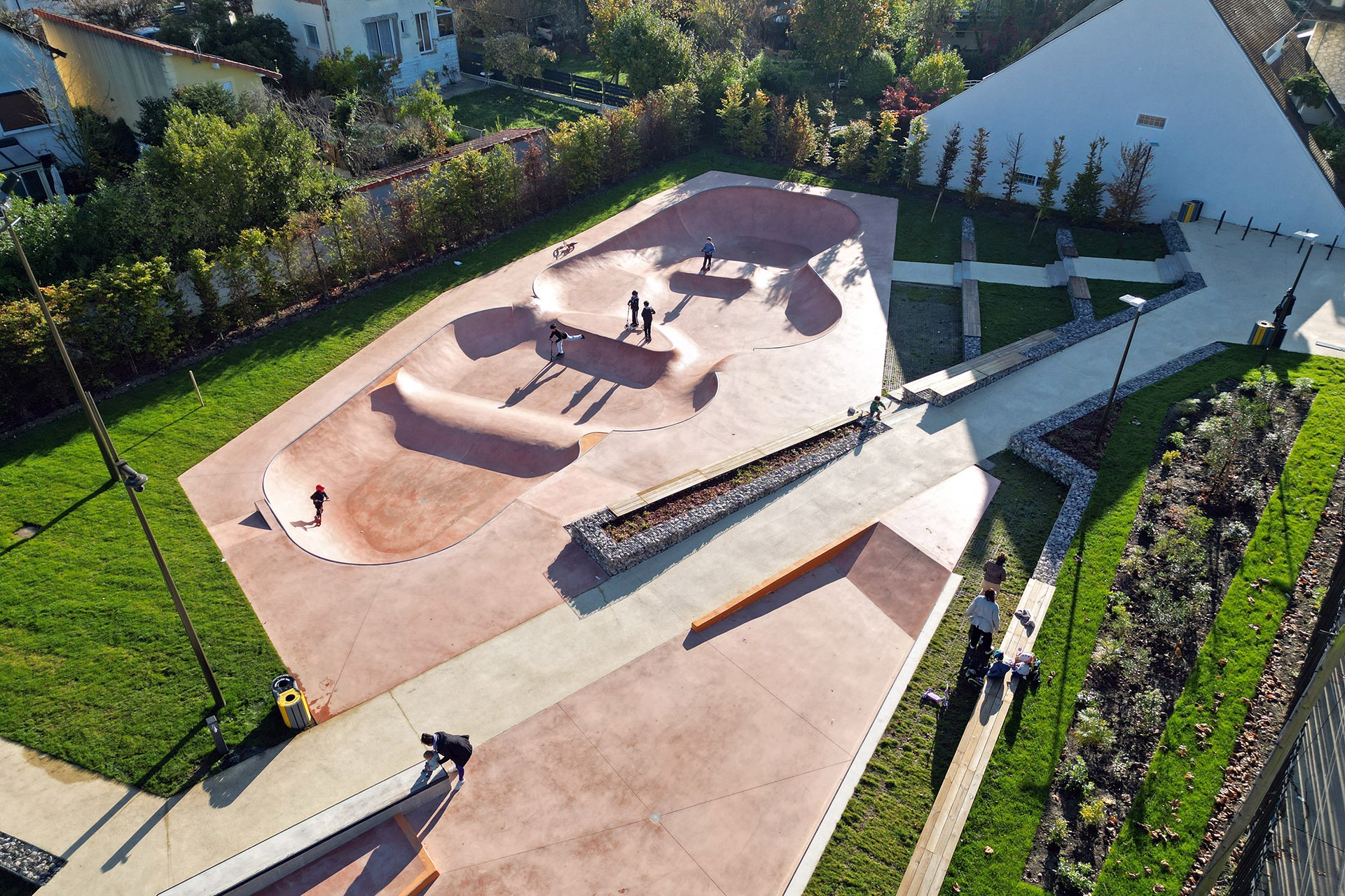 Parc Coeur de Ville Bowl Gournay-sur-Marne Skate Spot 4/5
