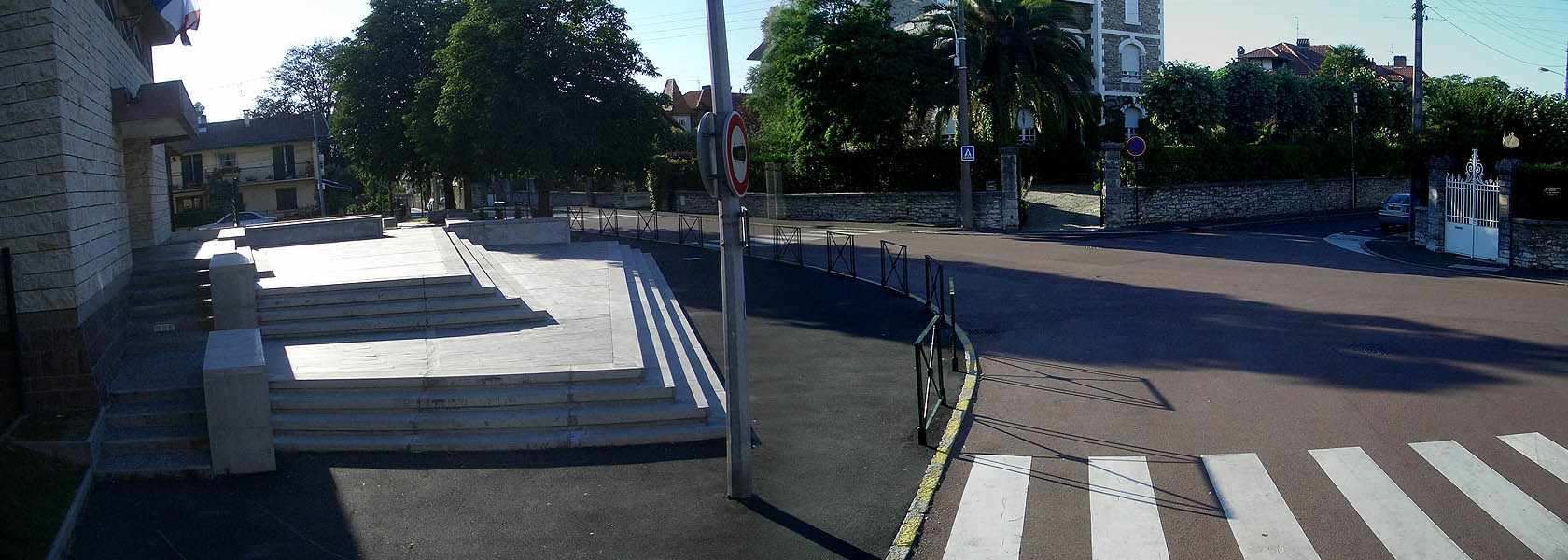 Palais de Justice Spot Street Bayonne Skate Spot 4/5