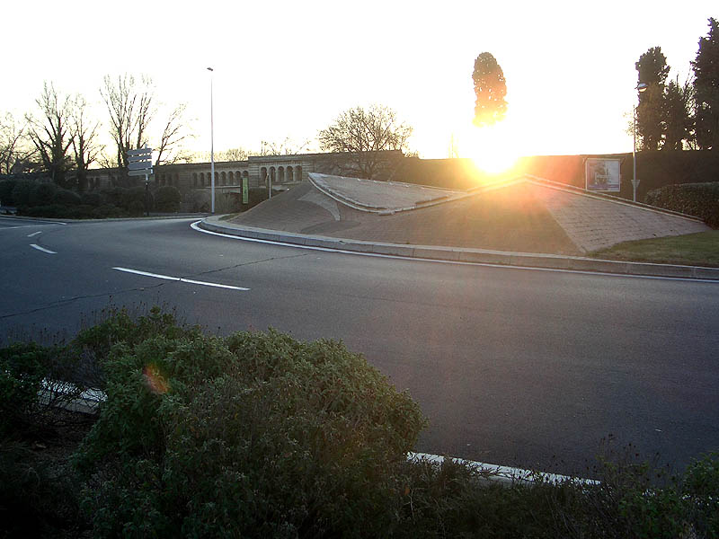 Rond-Point Occitanie Art Béziers Skate Spot 3/5