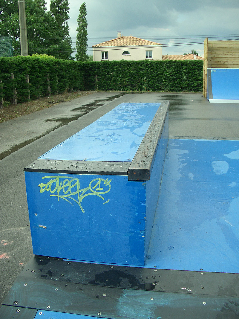 Château Thébaud Skatepark Château Thébaud Skate Spot 2/5