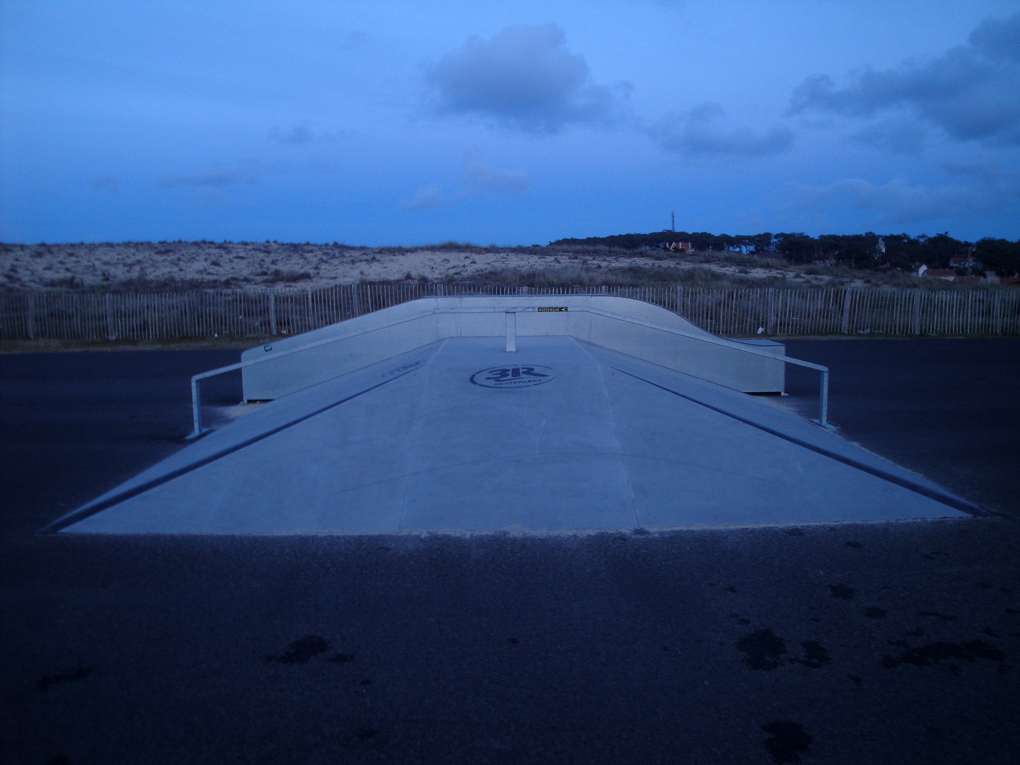 Surf Club Skatepark Lacanau Skate Spot 2/5
