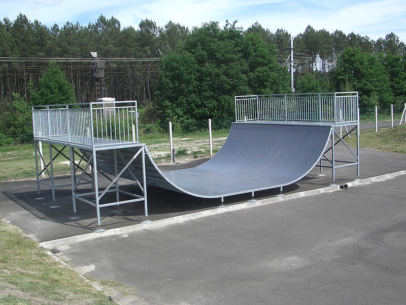 Léon Brouste Skatepark Morcenx Skate Spot 3/5