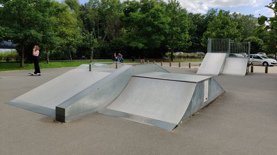Deux Rivières Skatepark Yerres Skate Spot 2/5
