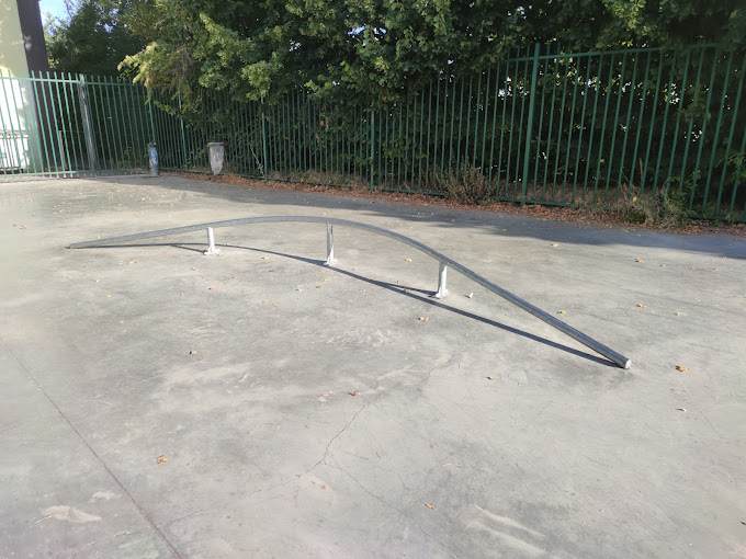 Le Mont Valérien Skatepark Suresnes Skate Spot 2/5