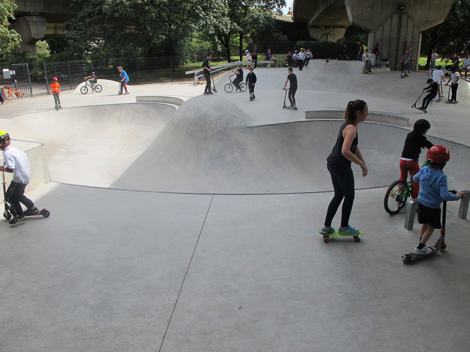 Parc Jean de La Fontaine Skatepark Maisons Alfort Skate Spot 4/5