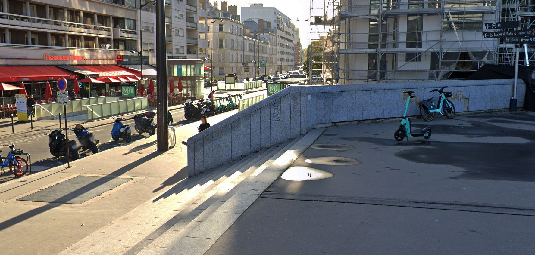 Bercy Esplanade Spot Street Paris Skate Spot 3/5