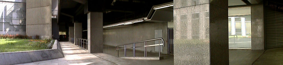 The Steel Curb Art Puteaux Skate Spot 3/5