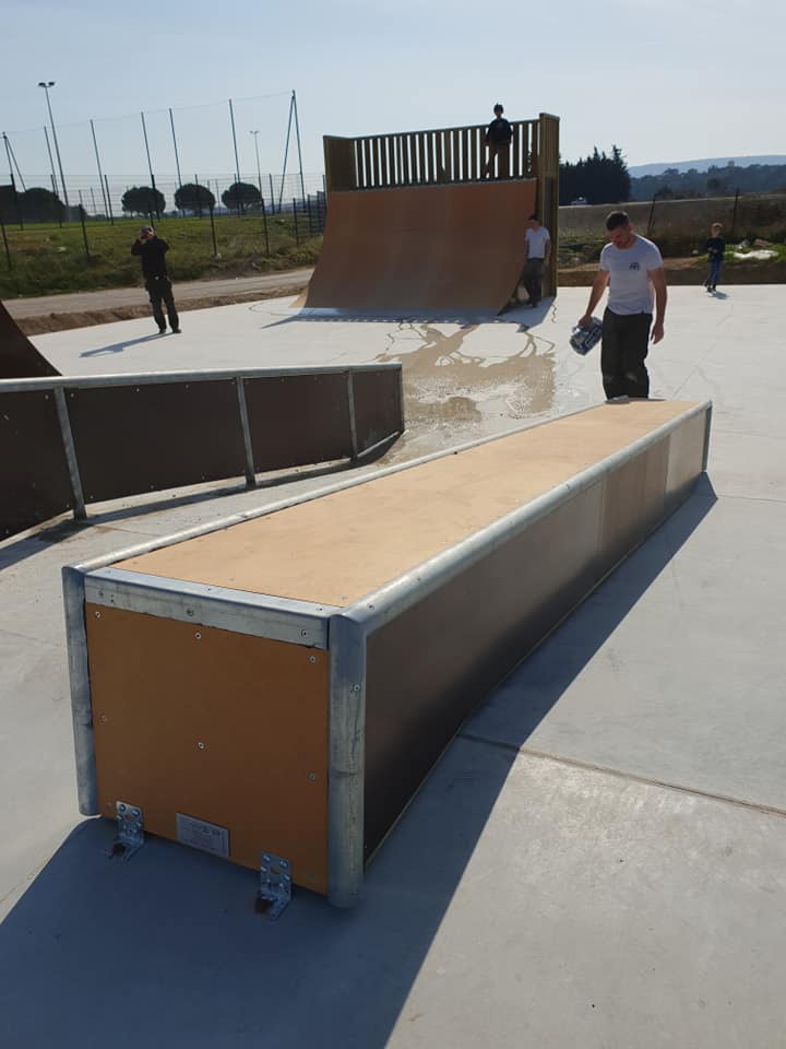Complexe sportif Corbière Skatepark Pignan Skate Spot 3/5